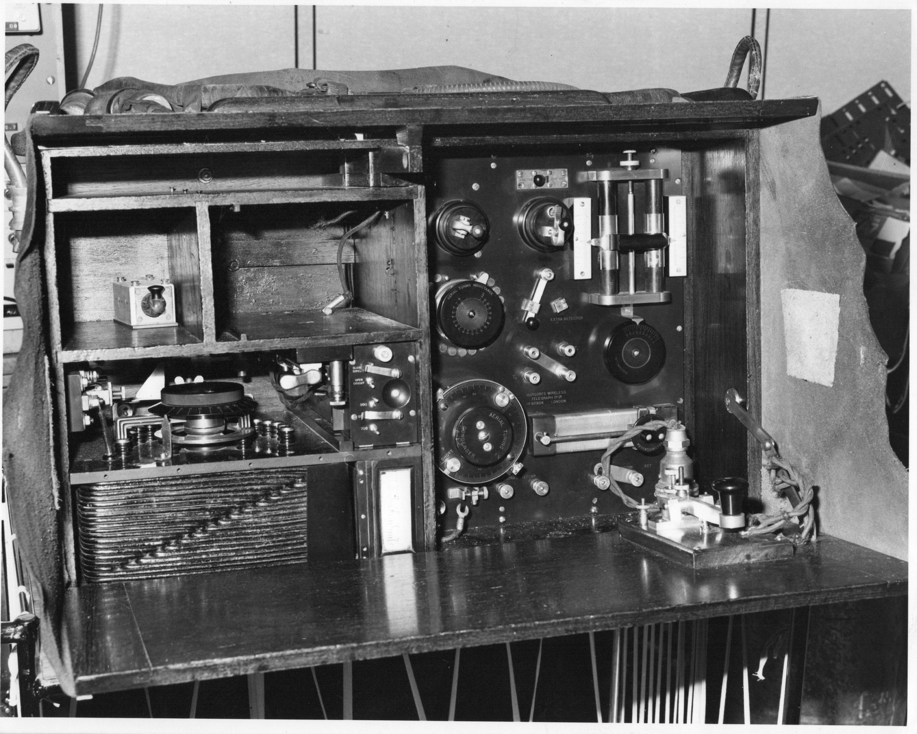 1915 Marconi spark trench wireless set (1)