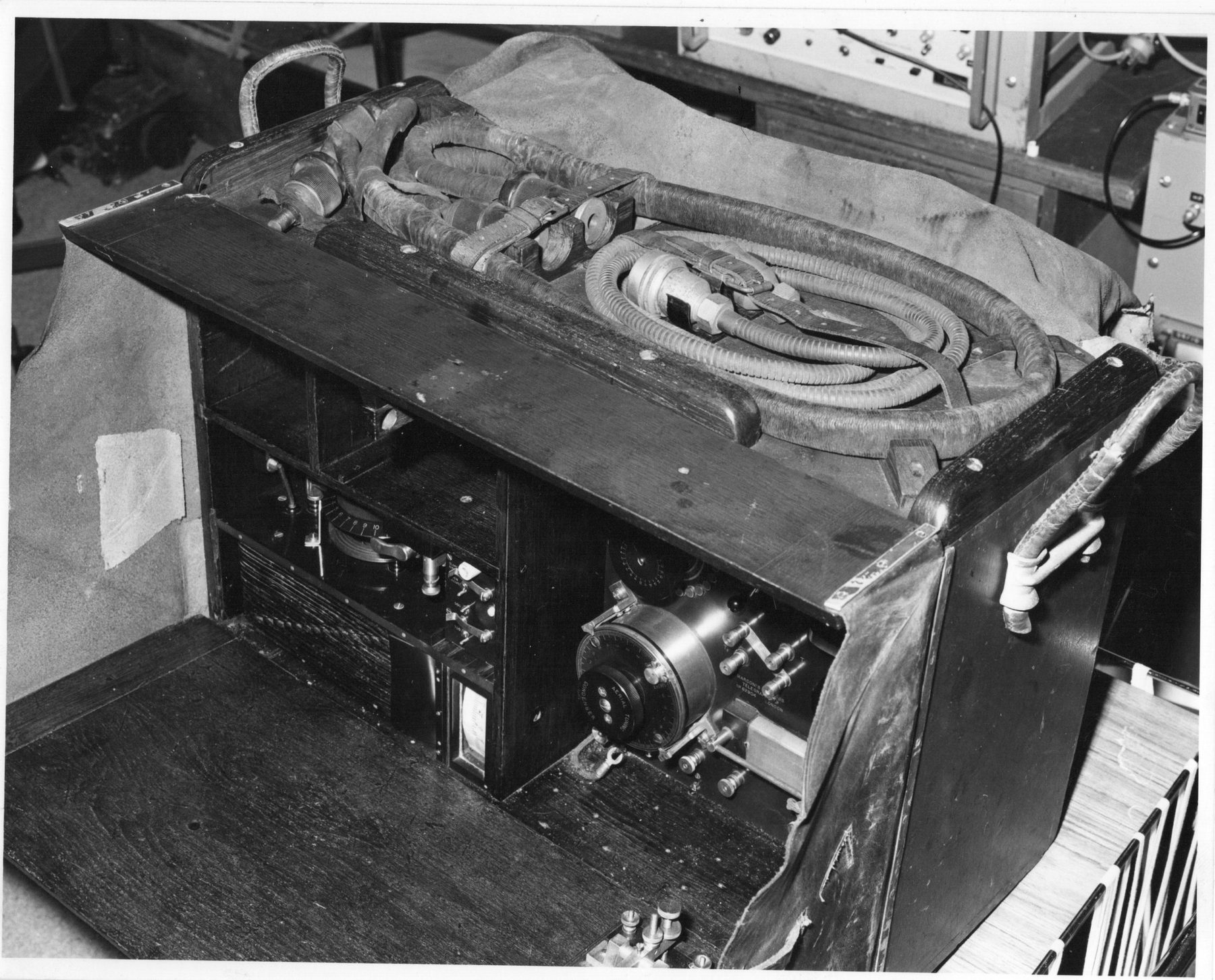 1915 Marconi spark trench wireless set (3)