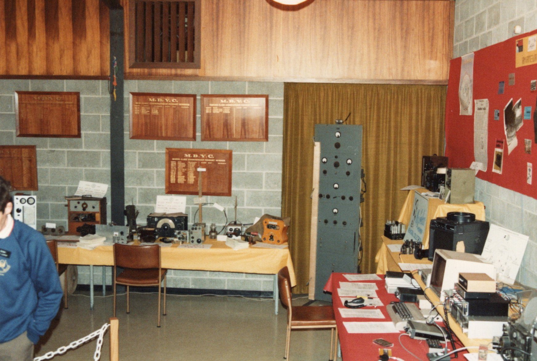 1985 TARC hamfest (37)