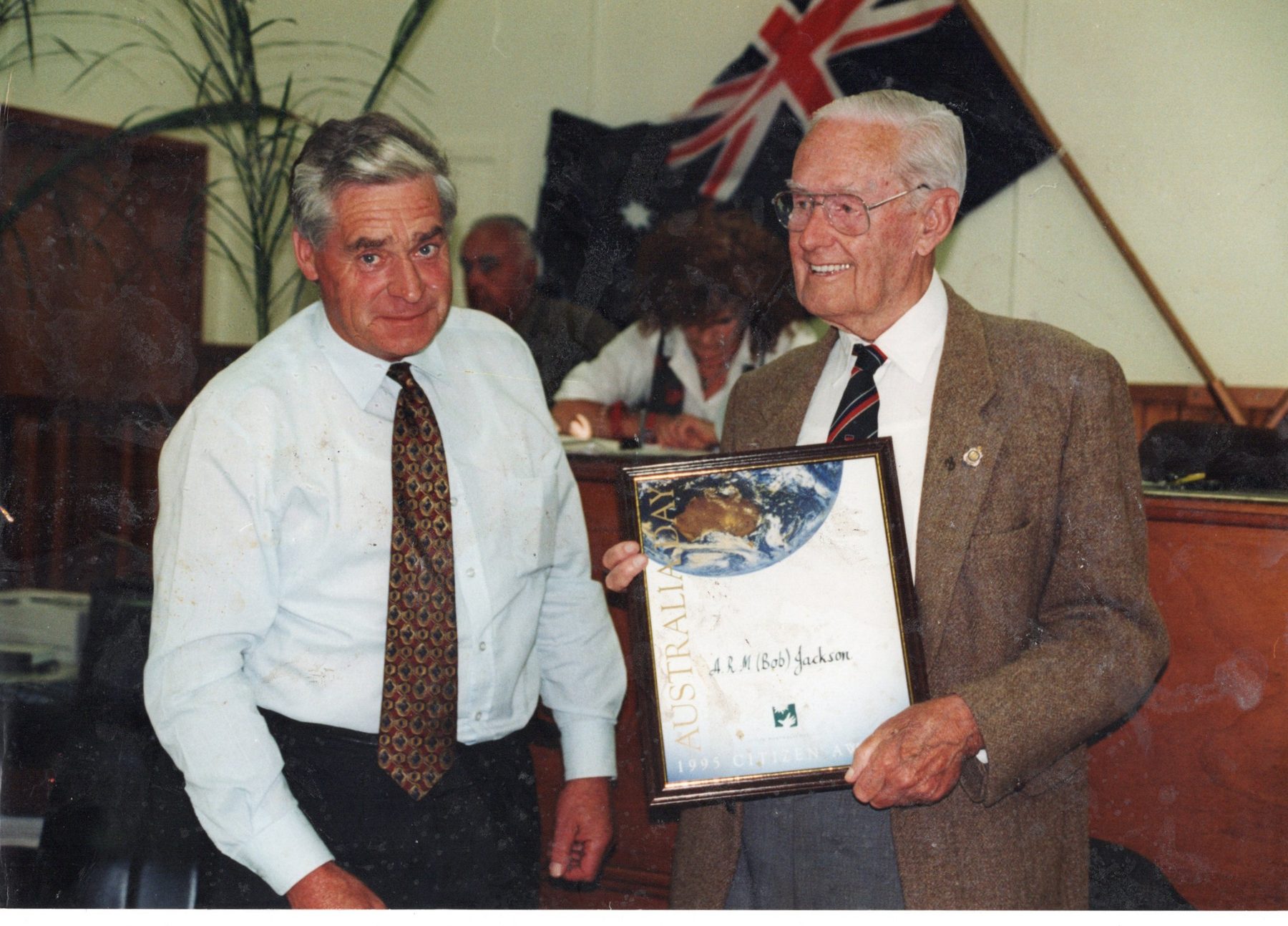 5. Bob Jackson and Mayor Robert Legge