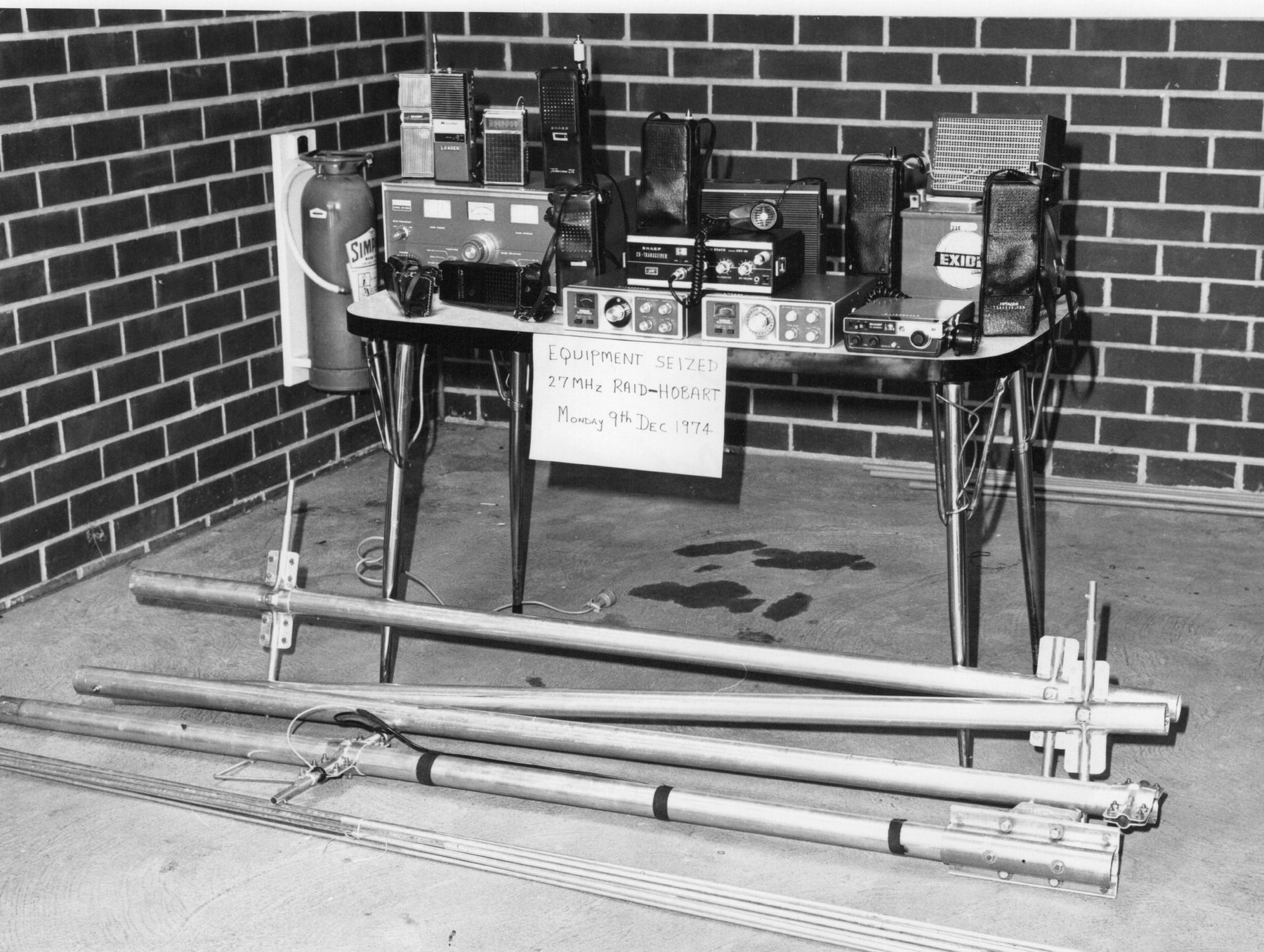 9 Equipment seized (2)