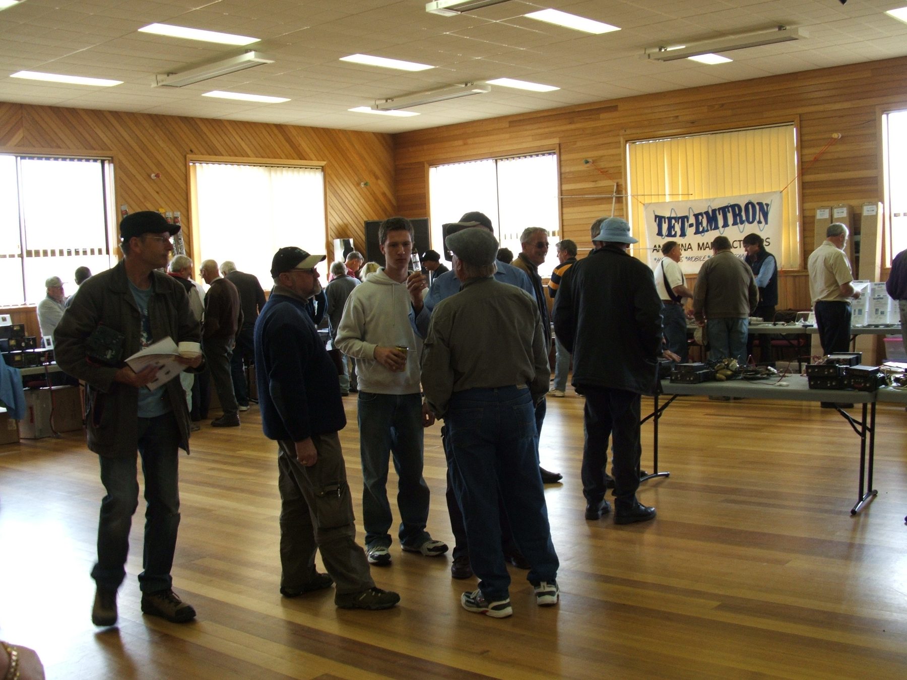 Hamfest (4)