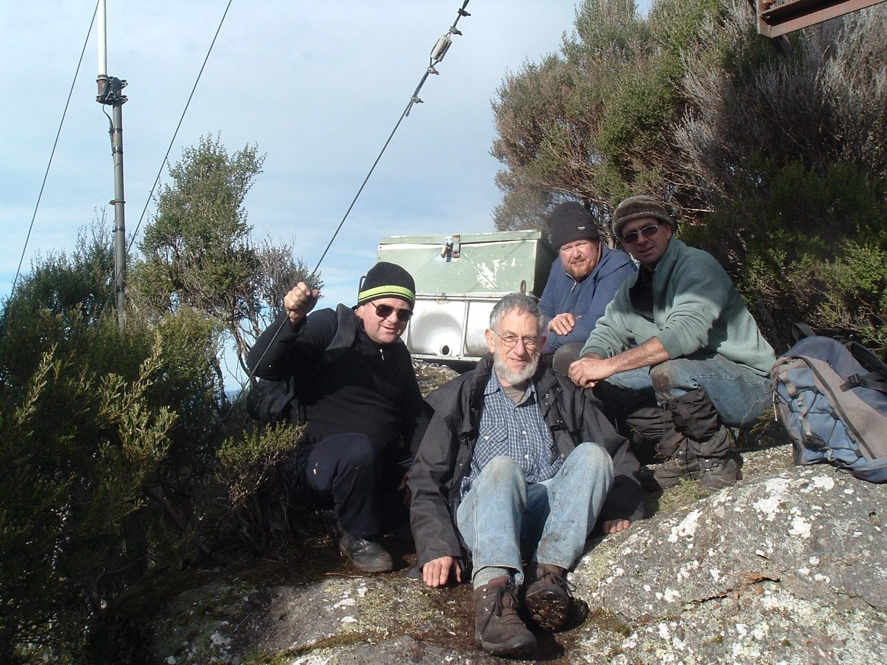 MtDuncan VK7BI Steve VK7EM Winston VK7DIK Dick and unknown