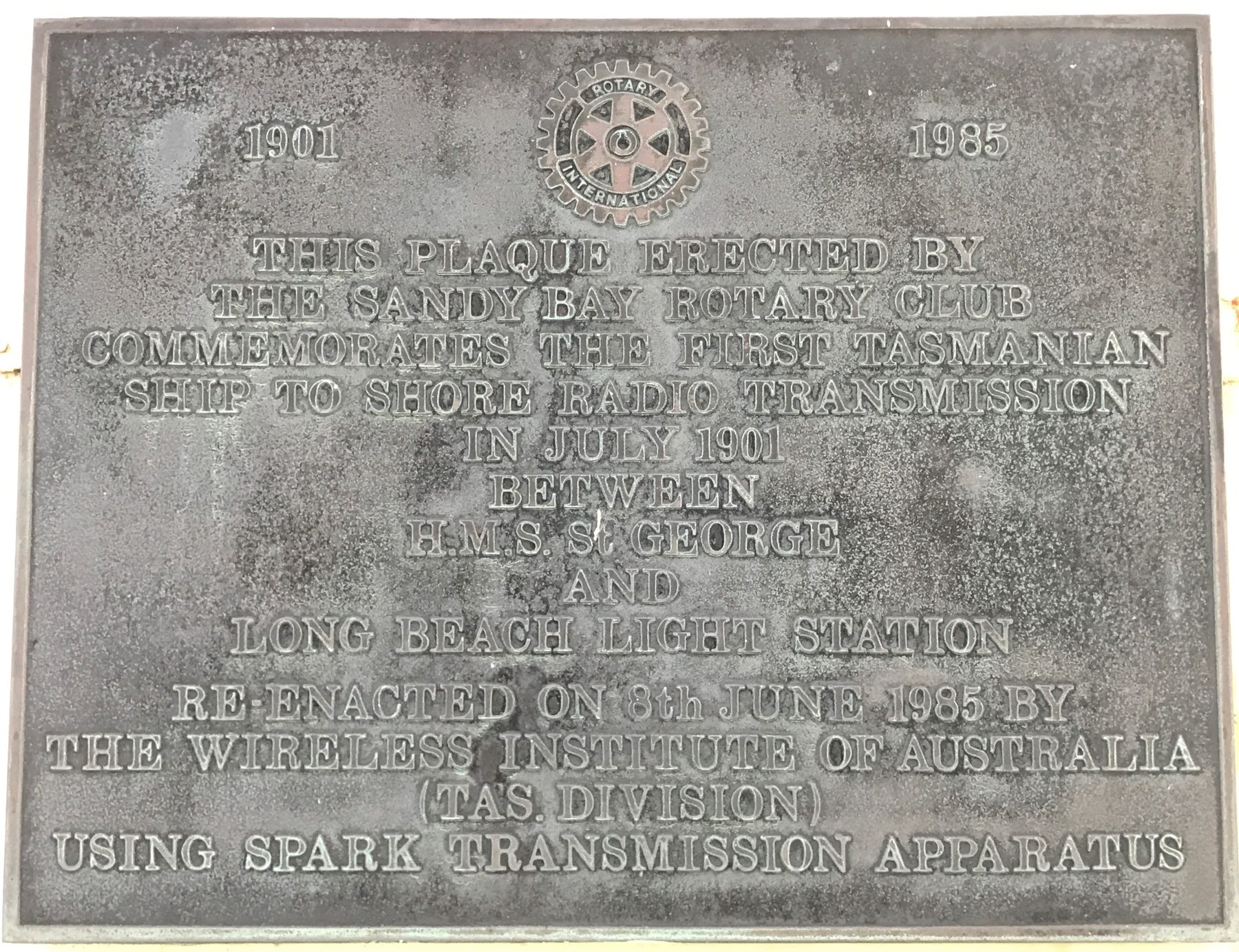 Photo 3 BlinkingBillyPlaque