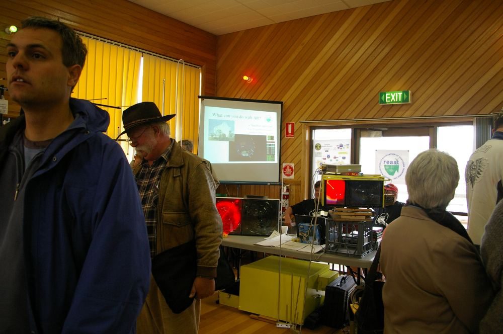 REAST Stand Hamfest 2006