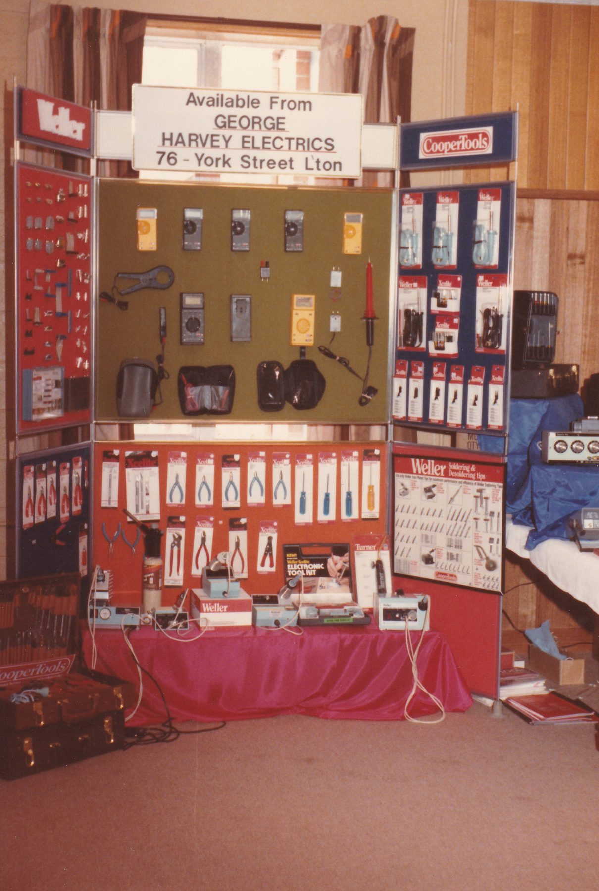 Tas Hamfest Aust Maritime College 001