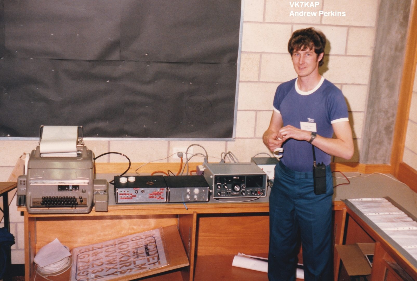 Tas Hamfest NW Branch Penguin High School 01 VK7ZAP Andrew