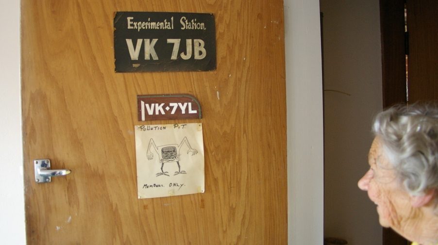 VK7YL Shack Door