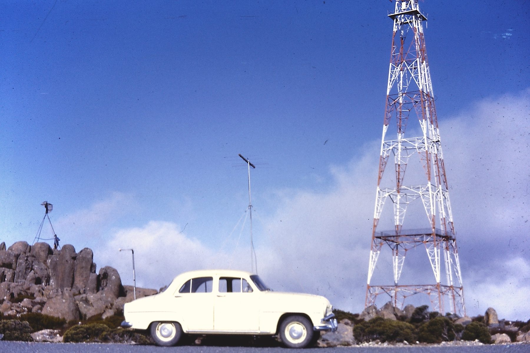 VK7ZAV dxing Mt Wellington early 60s